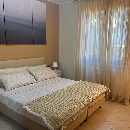 Feli Holiday Home - Panoramic Pool Lake View In Gardone Riviera Exterior foto