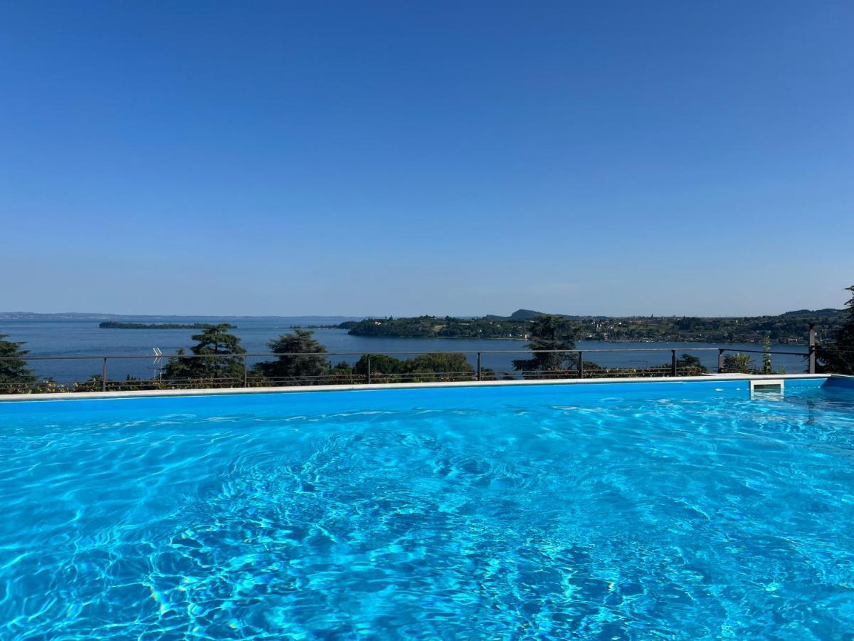 Feli Holiday Home - Panoramic Pool Lake View In Gardone Riviera Exterior foto