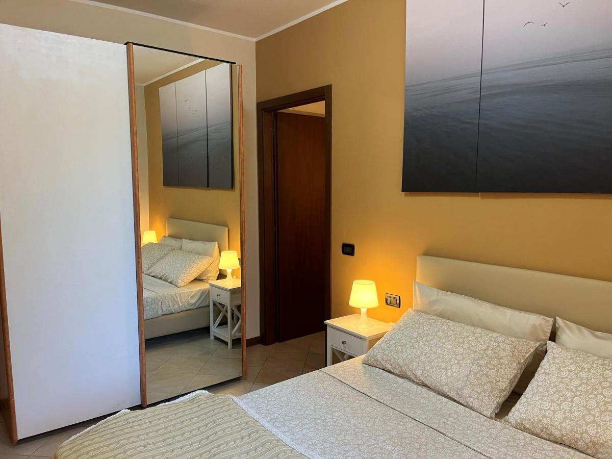 Feli Holiday Home - Panoramic Pool Lake View In Gardone Riviera Exterior foto